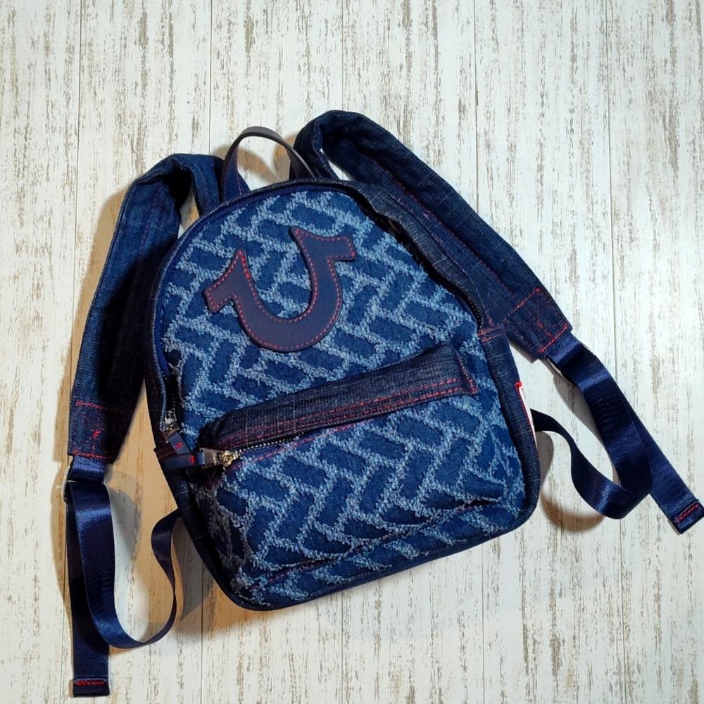 Mini 🎒